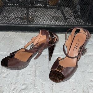 No. 704b Brown strappy heels. Leather